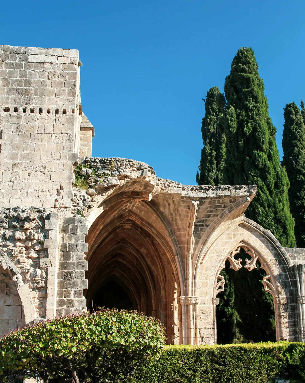 BELLAPAIS MANASTIRI